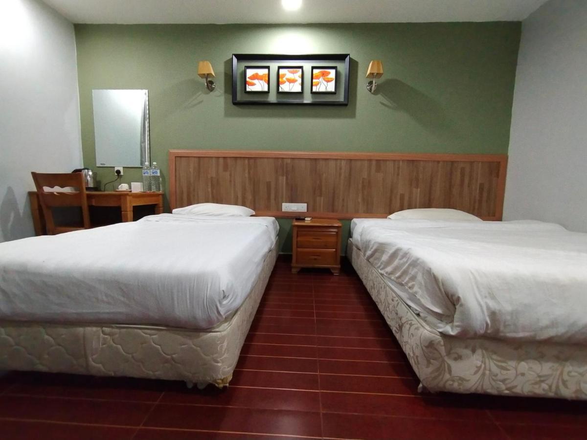OYO 90248 Kapitan Inn Bintulu Bagian luar foto