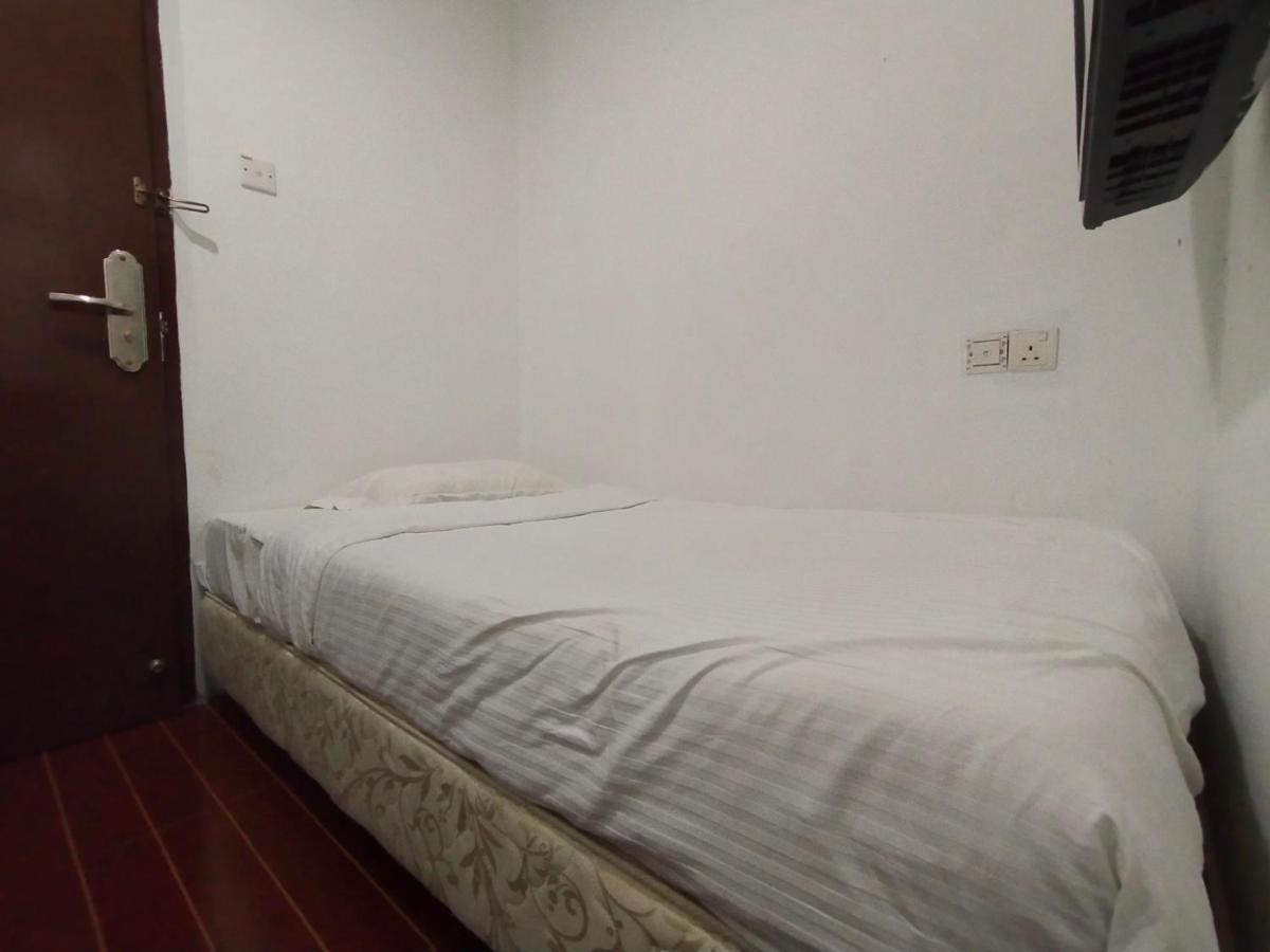 OYO 90248 Kapitan Inn Bintulu Bagian luar foto